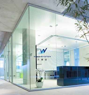Case_ShowRoom3